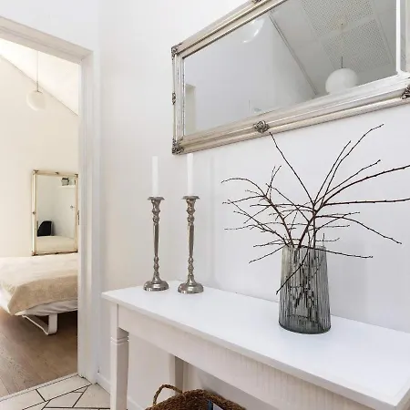 Ferienhaus Luxury Retreat With Sauna - By Traum *